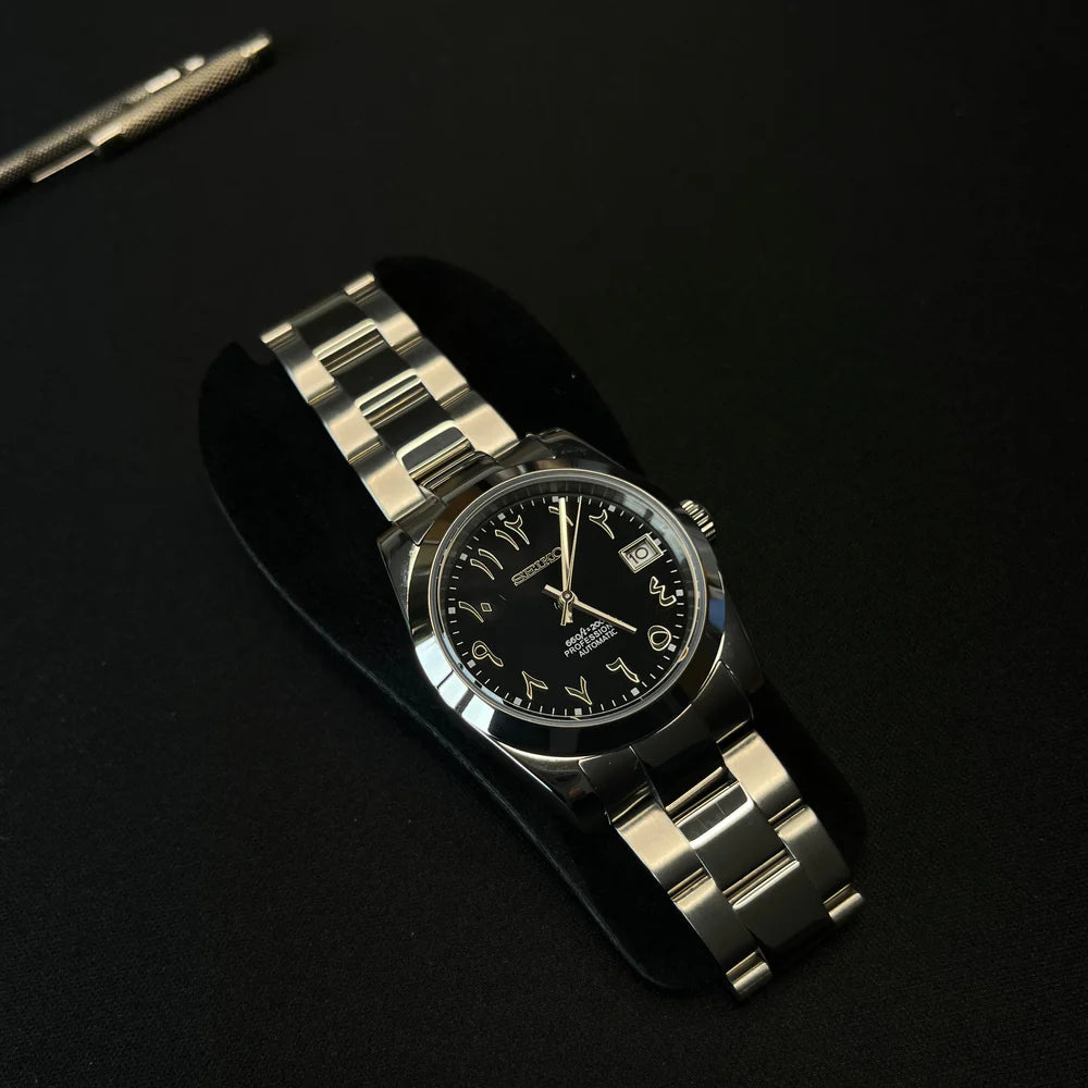 Seiko Datejust Arabic Dial Negro Liso